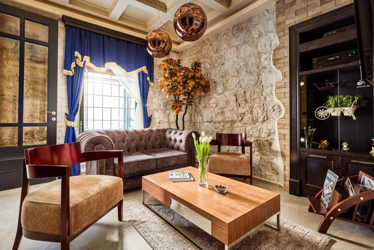 Apartment Lav In The City Centre Kotor Exterior photo